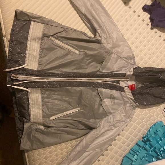 Nike windbreaker - Picture 2 of 2